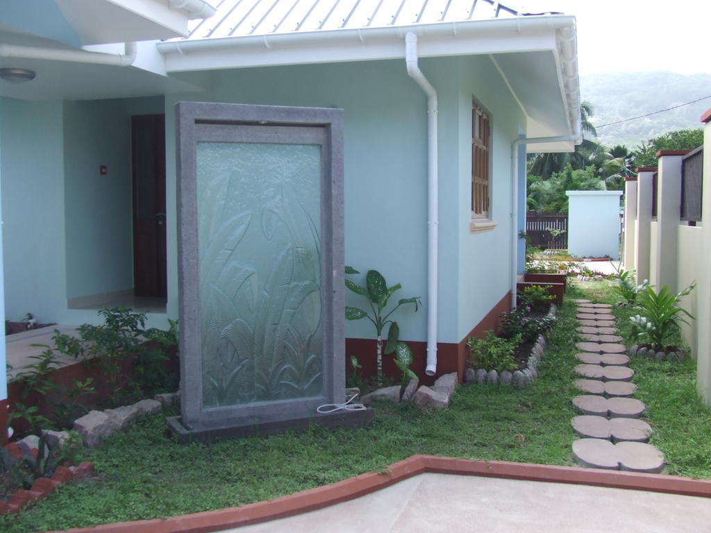เลอ รีแลกซ์ เซลฟ์ คาเทอร์ริง อพาร์ตเมนต์ Apartment ลาดิก ภายนอก รูปภาพ